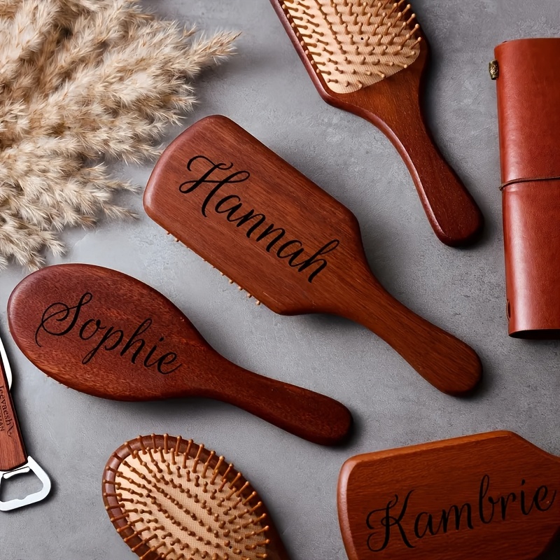 مشط شعر من خشب الصندل ذو اسم م - مراجعة Hair Care Names وسعره