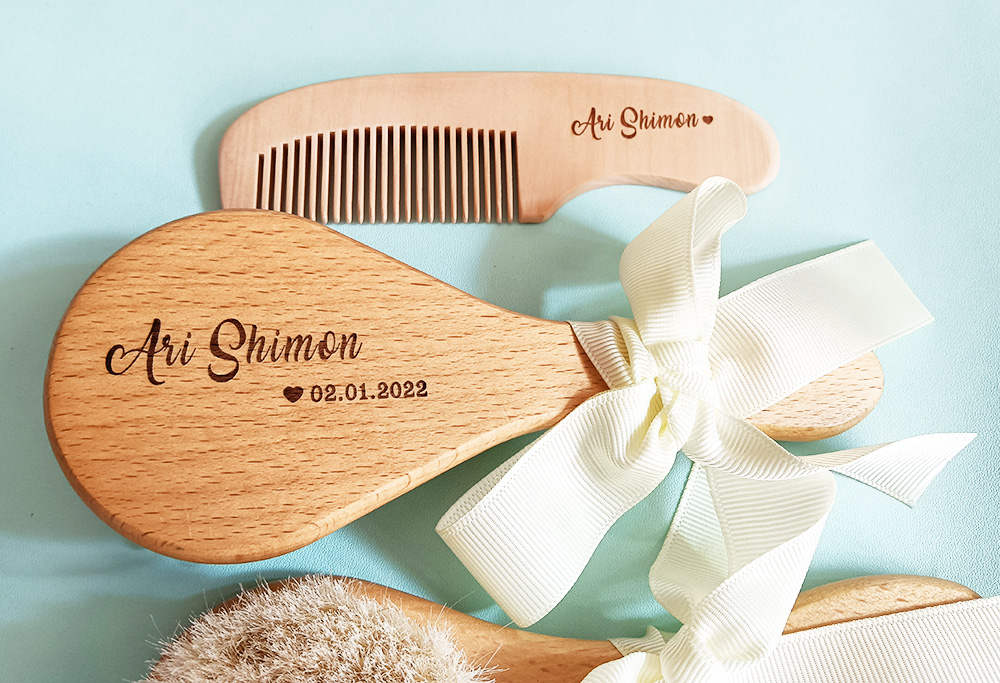 مشط استحمام للأطفال مع اسم مخص - مراجعة Hair Care Names وسعره